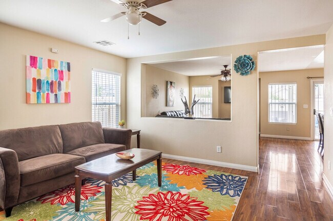 Foto del edificio - 3968 E Spruce Fern Ln