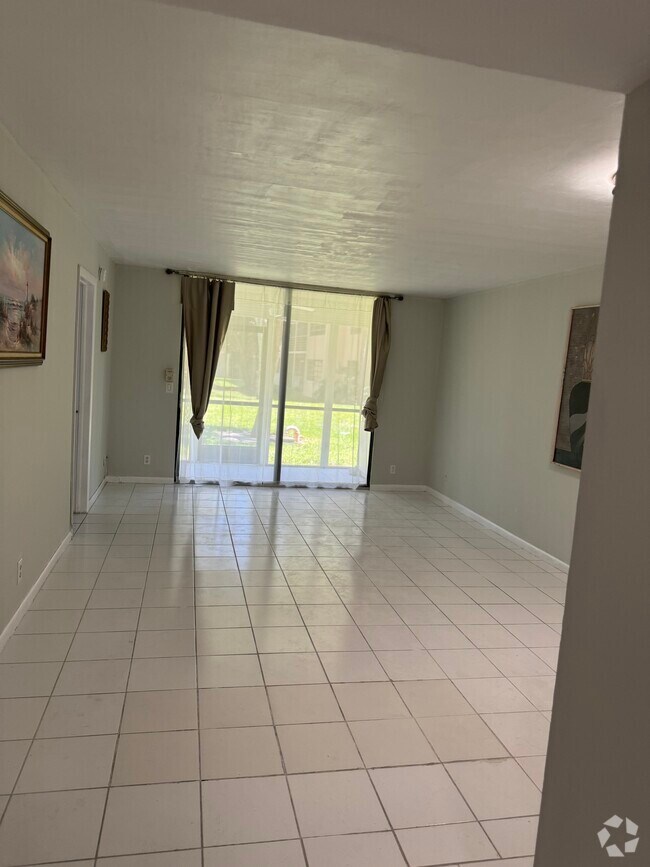 Lucerne Pointe Apartments for Rent Lake Worth, FL 1 Rentals