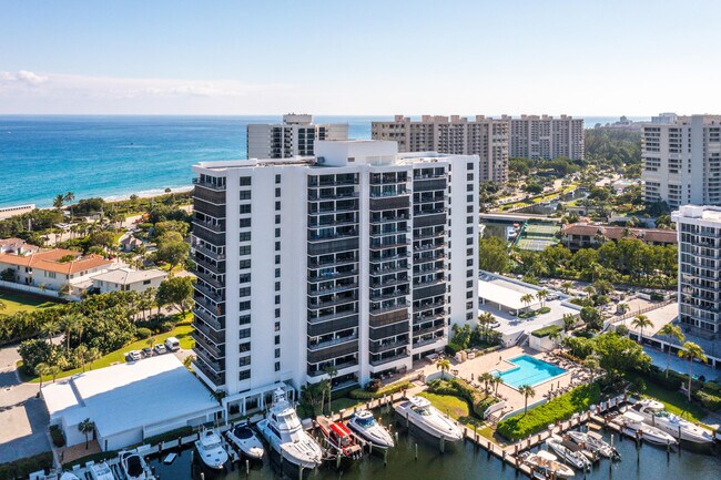 Foto del edificio - 4748 S Ocean Blvd