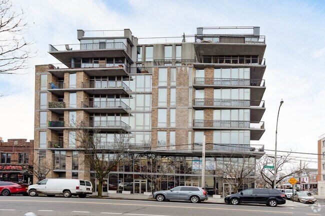 Building Photo - 412-416 Kings Hwy
