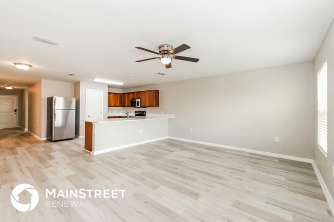 Building Photo - 611 NW 27th St