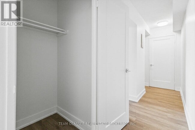 Photo du bâtiment - 340 Colborne St