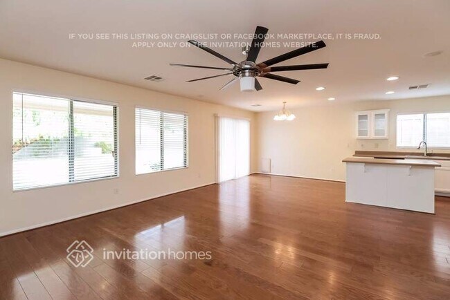 Building Photo - 3886 E Brighton Way