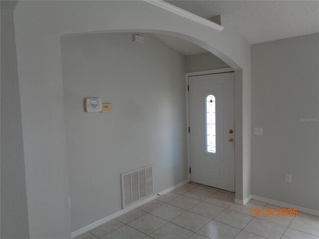 Building Photo - 2610 Groveland Ave