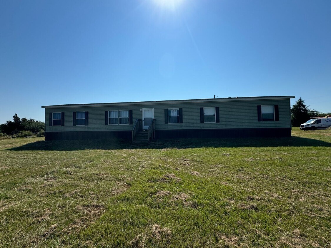 780 Barnes Rd, Athens, LA 71003 House Rental in Athens, LA