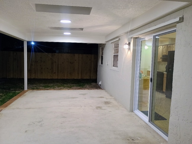 Photo - 6711 Franklin St House