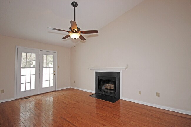 Foto del edificio - Charming Rancher in Fox Ridge Community