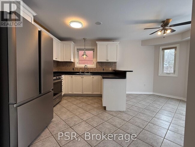 Building Photo - 5510 Red Brush Dr