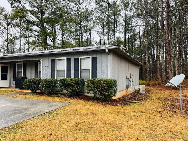 Building Photo - 145 Pine Terrace
