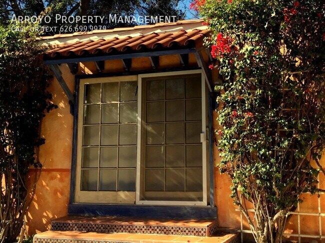 Foto del edificio - Cozy Backyard Studio