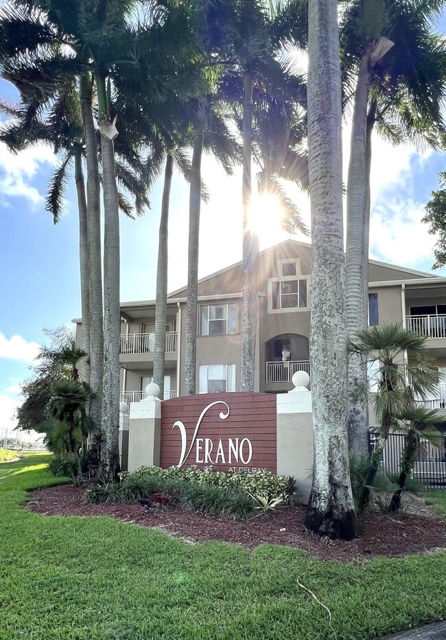 Building Photo - 1885 Palm Cove Blvd