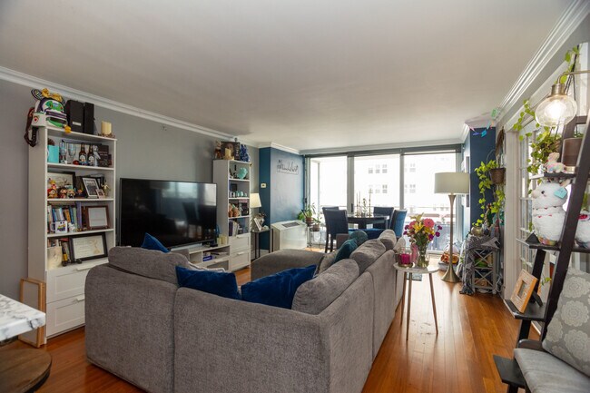 Foto del edificio - 5601 N Sheridan Rd