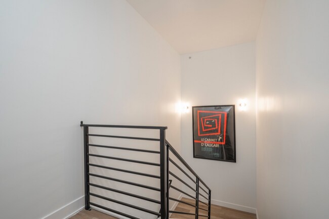 Foto del edificio - 4432 Lancaster Ave