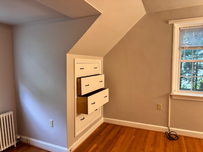 Building Photo - 6116 Wooten Dr