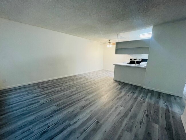 Living Room - St. Andrews Place Apartments