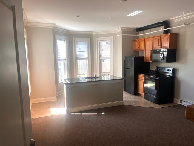 Building Photo - 56 Terrace Ave