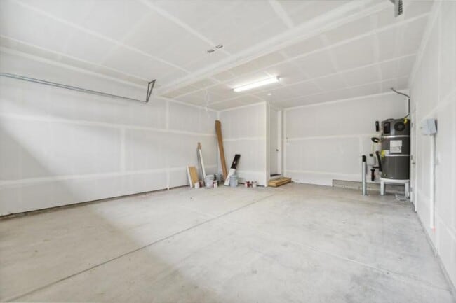 Foto del edificio - 3 bedroom in Bonney Lake WA 98391