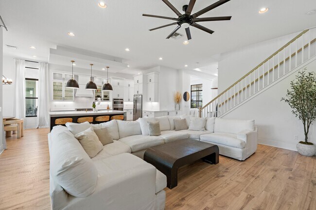 Foto del edificio - 13440 Machiavelli Way