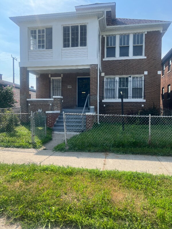 Primary Photo - 3751 Atkinson St