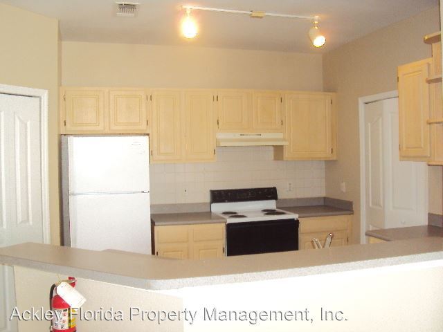 Foto del edificio - 8803 Dunes Ct