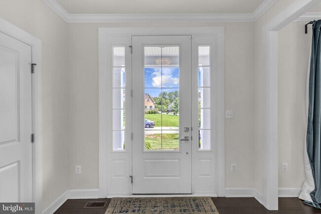 Building Photo - 13809 Westerlo Ct