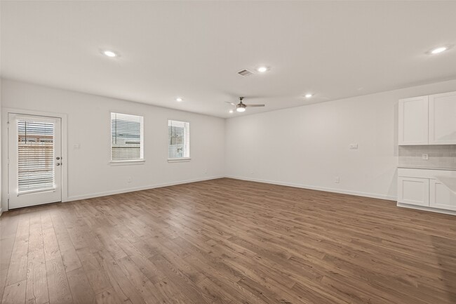 Foto del edificio - 3539 Shearwater St