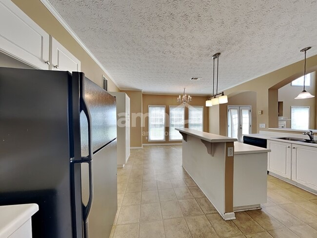 Foto del edificio - 340 Sunderland Cir