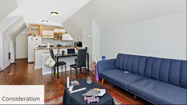 Foto del edificio - 1016 S Claremont Ave