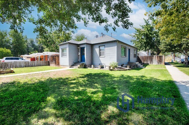 Foto del edificio - 1601 Rossi St