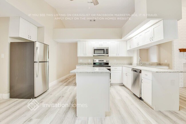 Foto del edificio - 1751 Moss Ct