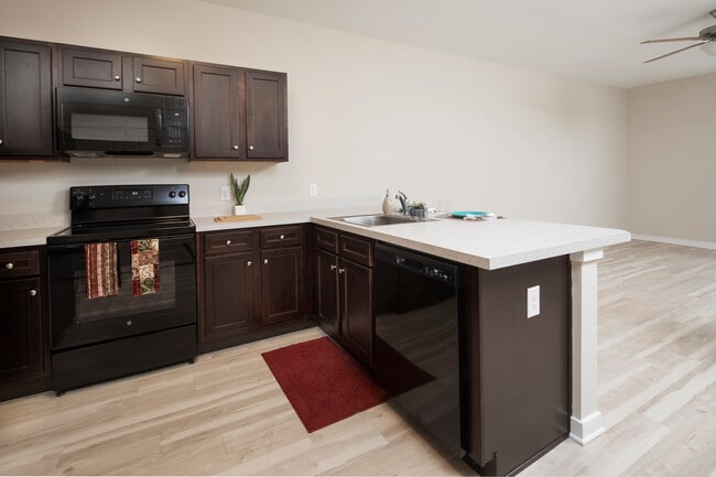 Building Photo - Cornerstone at Branchburg