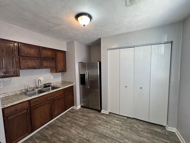 Foto del edificio - 4308 Tides Ct