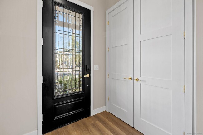 Foto del edificio - 3700 Third Ave