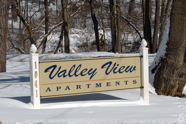 Building Photo - Valley View Apartments