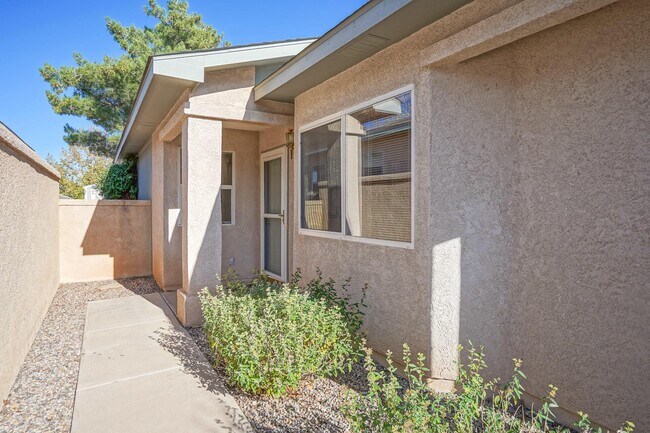 Foto del edificio - 3146 Chama Meadows Dr NE