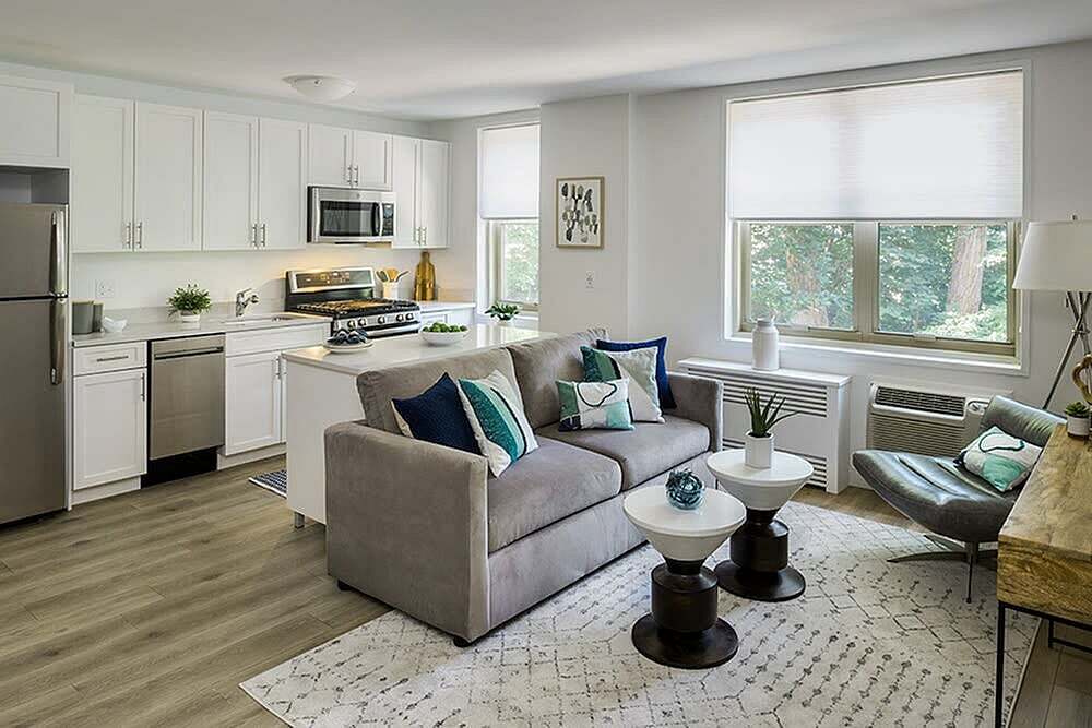 190805_FRM_Camelot_Ct__2584__EXSM_ucdw03 - Camelot Court