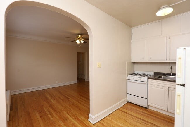 Building Photo - 1245 Elmwood Ave