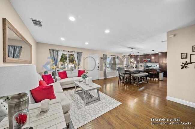 Foto del edificio - 2203 E 11th St