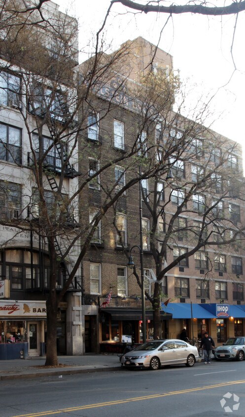 Building Photo - 233 E 14th St