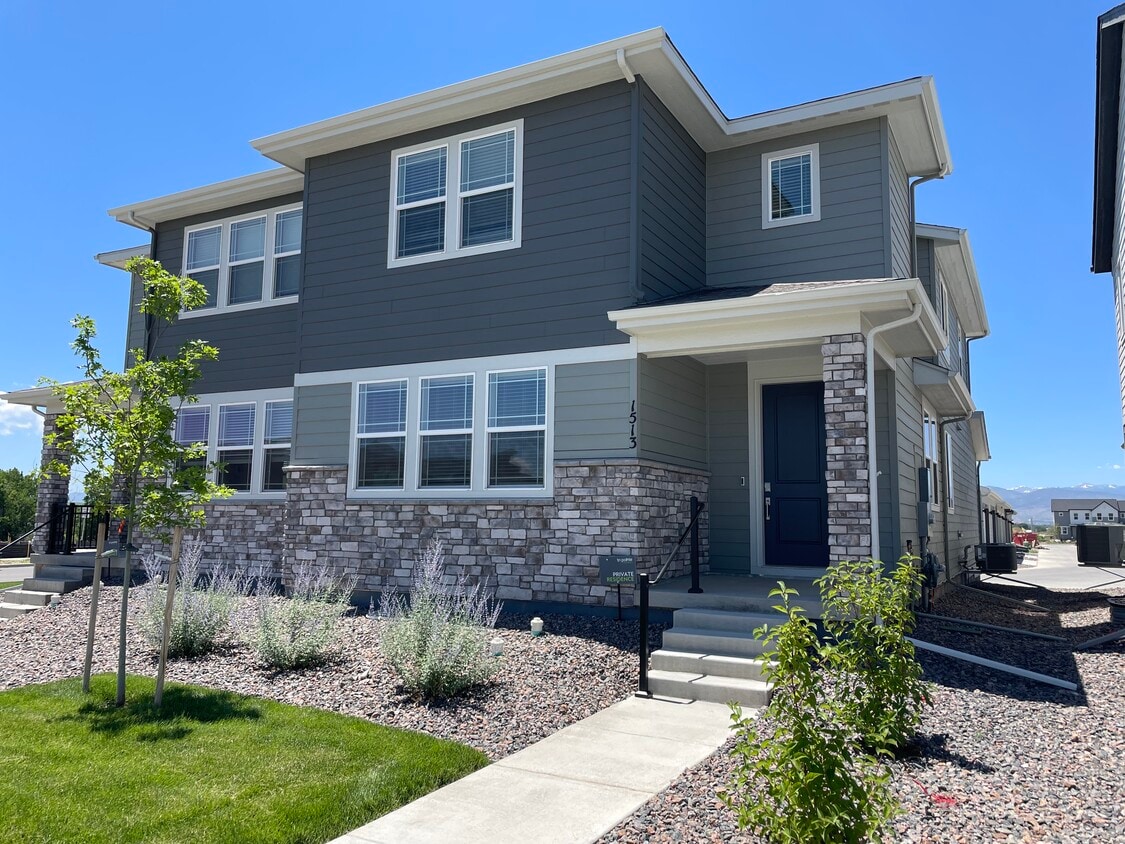 Right side of paired home - 1513 E 3rd Ave
