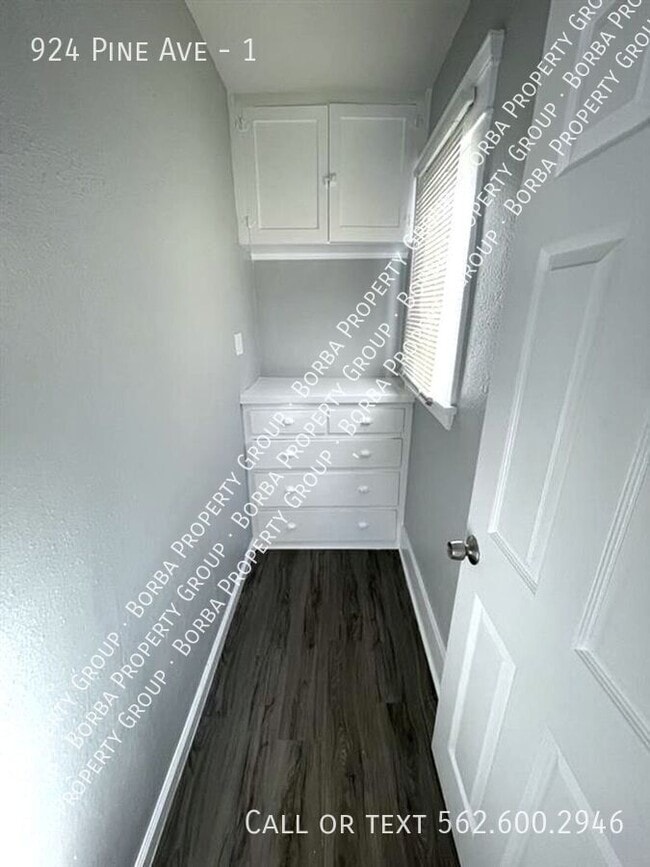 Building Photo - 924 Pine Ave