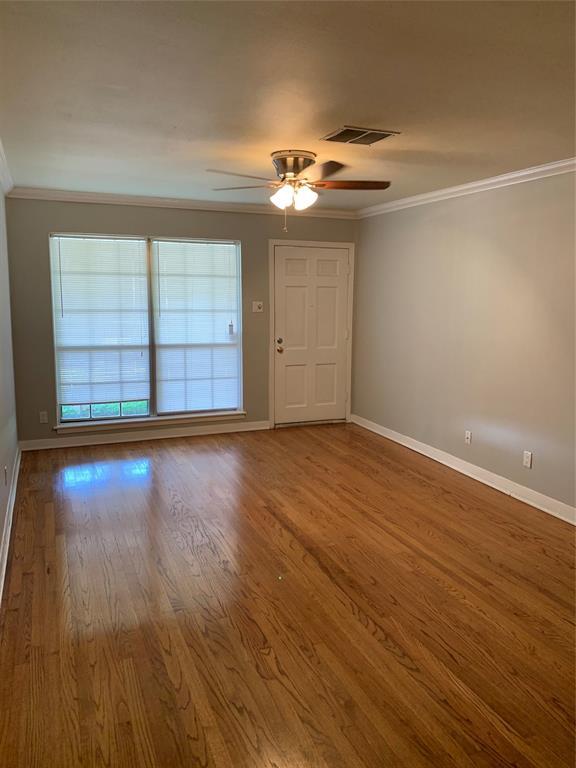 Foto del edificio - 8502 McAvoy Dr
