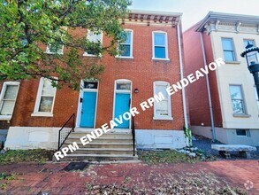 Building Photo - 1420 Menard St