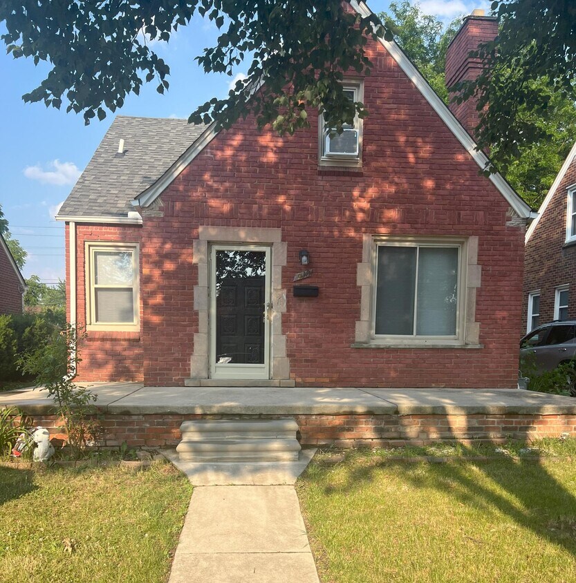 910 Drexel St, Dearborn, MI 48128 House Rental in Dearborn, MI
