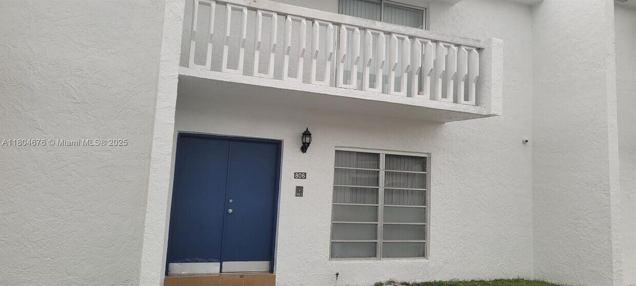 Foto principal - 17170 SW 94th Ave