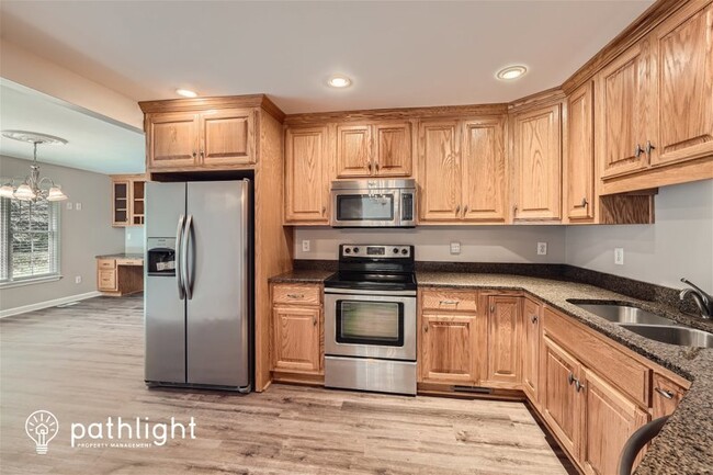 Building Photo - 3585 Fence Rd, Auburn, GA, 30011
