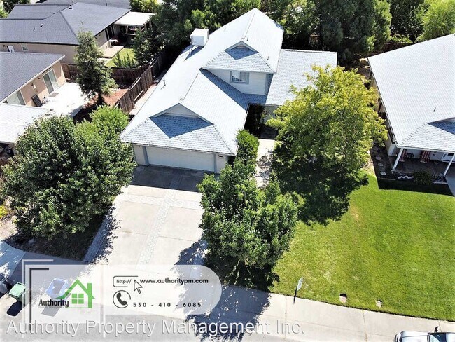 Foto del edificio - 4 br, 3 bath House - 843 Montcrest Dr