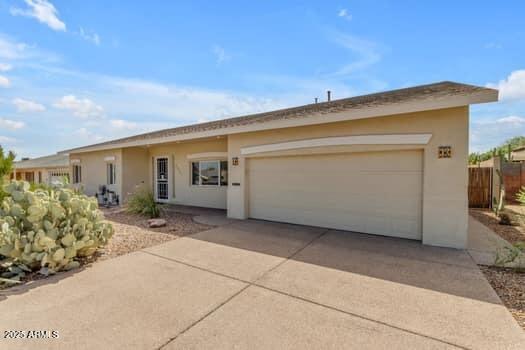 Foto del edificio - 6821 E Palm Ln