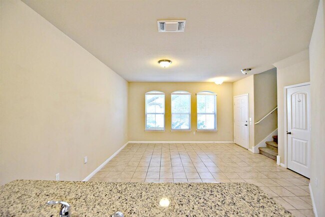 Building Photo - 1437 Brooks Way