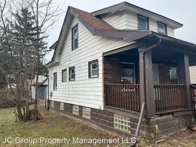 Building Photo - 4472 E 158th St